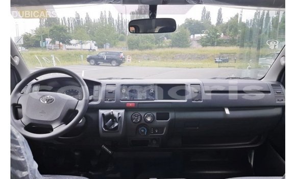 Buy Import Toyota Hiace White Car in Import - Dubai in Agalega Islands Buy Import Toyota Hiace White Car in Import - Dubai in Agalega Islands