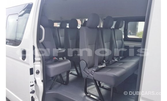 Buy Import Toyota Hiace White Car in Import - Dubai in Agalega Islands Buy Import Toyota Hiace White Car in Import - Dubai in Agalega Islands