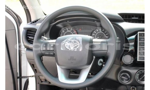 Buy Import Toyota Hilux White Car in Import - Dubai in Agalega Islands Buy Import Toyota Hilux White Car in Import - Dubai in Agalega Islands
