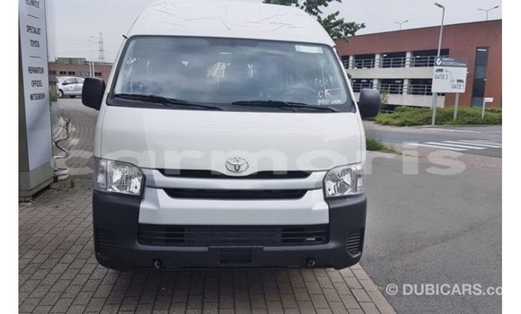 Buy Import Toyota Hiace White Car in Import - Dubai in Agalega Islands Buy Import Toyota Hiace White Car in Import - Dubai in Agalega Islands
