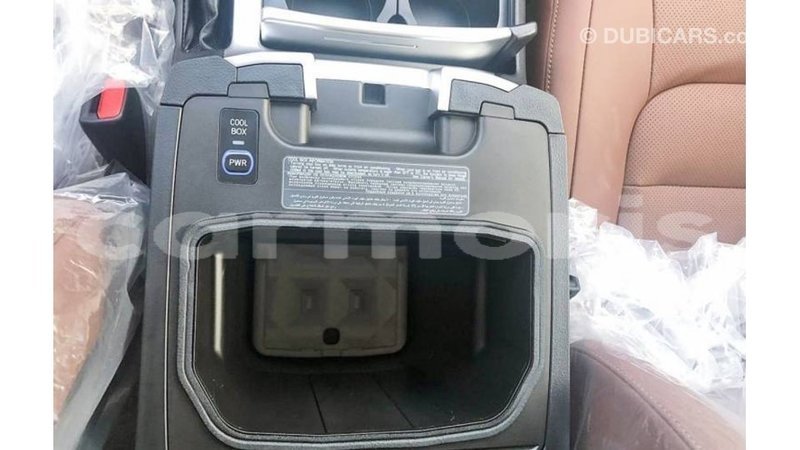 Big with watermark toyota land cruiser agalega islands import dubai 3650