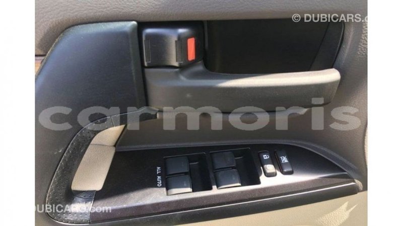 Big with watermark toyota land cruiser agalega islands import dubai 3652