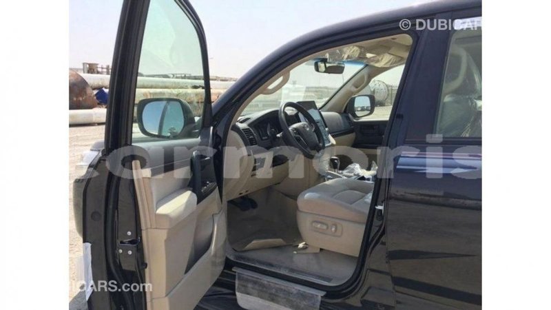 Big with watermark toyota land cruiser agalega islands import dubai 3652