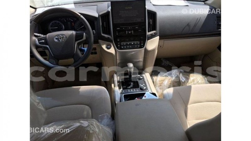 Big with watermark toyota land cruiser agalega islands import dubai 3652