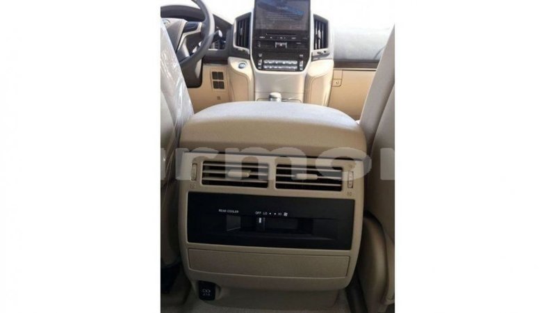 Big with watermark toyota land cruiser agalega islands import dubai 3660