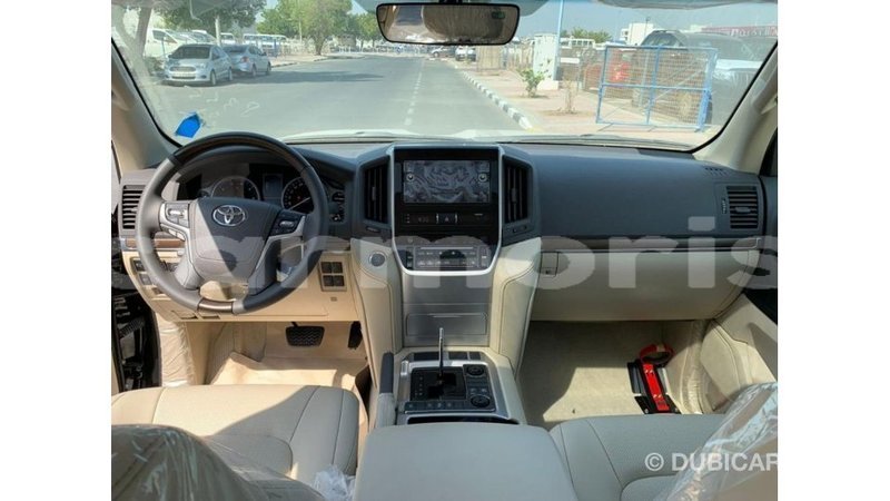 Big with watermark toyota land cruiser agalega islands import dubai 3661