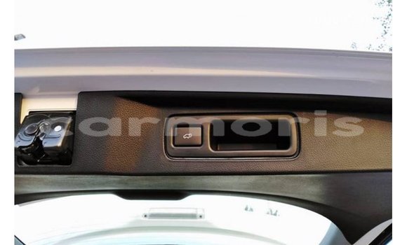 Buy Import Toyota Fortuner White Car in Import - Dubai in Agalega Islands Buy Import Toyota Fortuner White Car in Import - Dubai in Agalega Islands