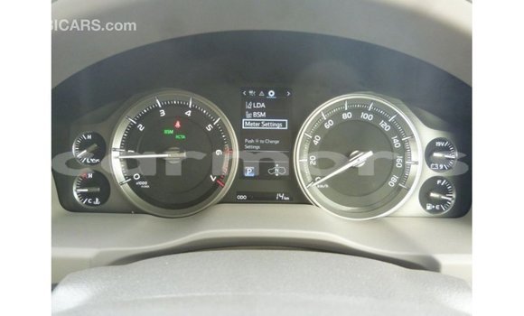 Buy Import Toyota Land Cruiser White Car in Import - Dubai in Agalega Islands Buy Import Toyota Land Cruiser White Car in Import - Dubai in Agalega Islands