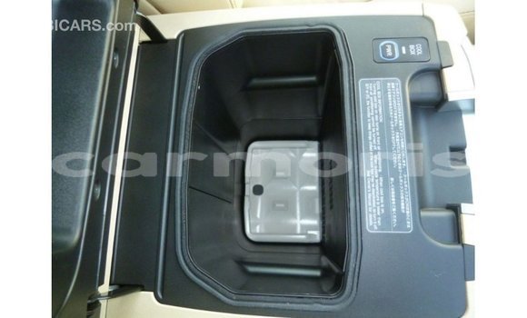 Acheter Import Voiture Toyota Land Cruiser Noir à Import - Dubai, Îles Agalega Acheter Import Voiture Toyota Land Cruiser Noir à Import - Dubai, Îles Agalega