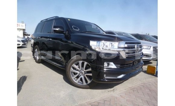 Acheter Import Voiture Toyota Land Cruiser Noir à Import - Dubai, Îles Agalega Acheter Import Voiture Toyota Land Cruiser Noir à Import - Dubai, Îles Agalega
