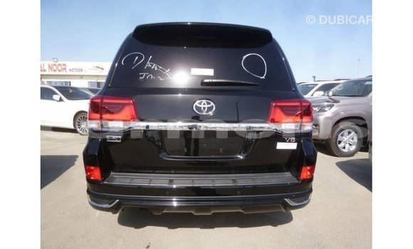Acheter Import Voiture Toyota Land Cruiser Noir à Import - Dubai, Îles Agalega Acheter Import Voiture Toyota Land Cruiser Noir à Import - Dubai, Îles Agalega