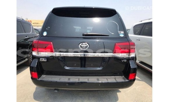 Acheter Import Voiture Toyota Land Cruiser Noir à Import - Dubai, Îles Agalega Acheter Import Voiture Toyota Land Cruiser Noir à Import - Dubai, Îles Agalega