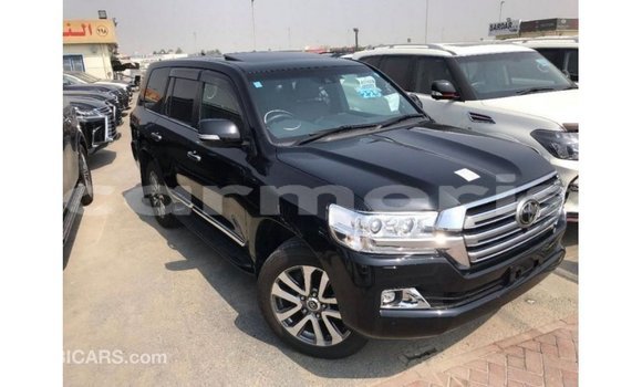 Acheter Import Voiture Toyota Land Cruiser Noir à Import - Dubai, Îles Agalega Acheter Import Voiture Toyota Land Cruiser Noir à Import - Dubai, Îles Agalega