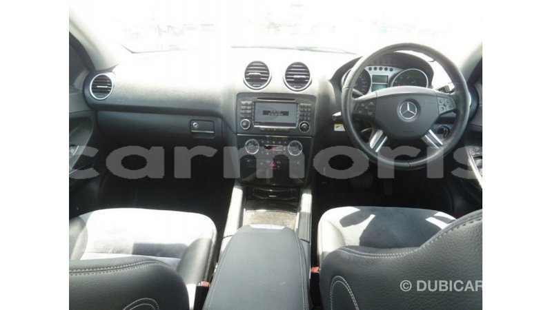 Big with watermark mercedes benz 190 agalega islands import dubai 3683