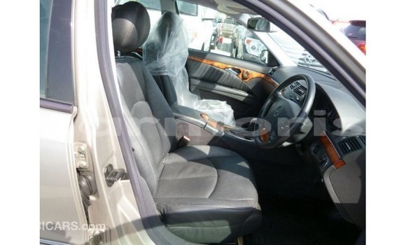 Buy Import Mercedes-Benz 200 Other Car in Import - Dubai in Agalega Islands Buy Import Mercedes-Benz 200 Other Car in Import - Dubai in Agalega Islands