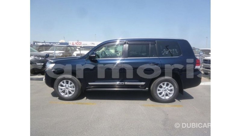 Big with watermark toyota land cruiser agalega islands import dubai 3686