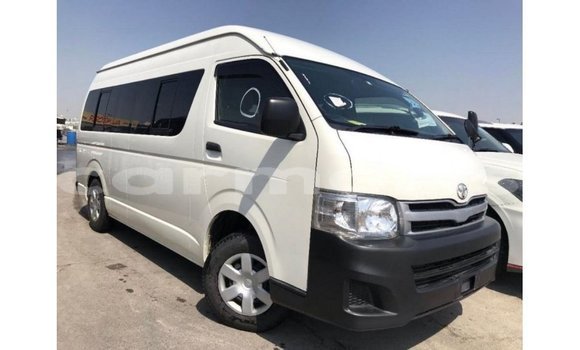 Buy Import Toyota Hiace White Car in Import - Dubai in Agalega Islands Buy Import Toyota Hiace White Car in Import - Dubai in Agalega Islands