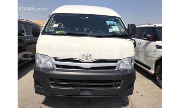 Buy Import Toyota Hiace White Car in Import - Dubai in Agalega Islands Buy Import Toyota Hiace White Car in Import - Dubai in Agalega Islands
