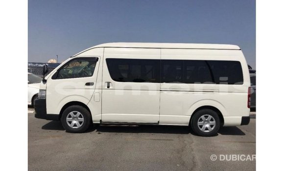 Buy Import Toyota Hiace White Car in Import - Dubai in Agalega Islands Buy Import Toyota Hiace White Car in Import - Dubai in Agalega Islands