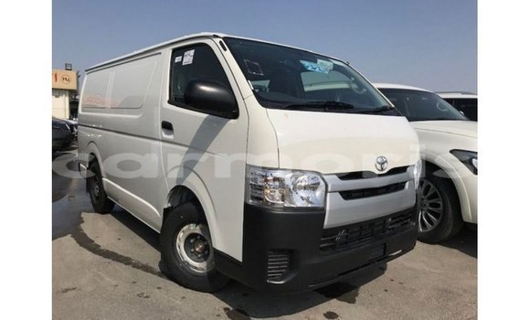 Acheter Import Voiture Toyota Hiace Blanc à Import - Dubai, Îles Agalega Acheter Import Voiture Toyota Hiace Blanc à Import - Dubai, Îles Agalega