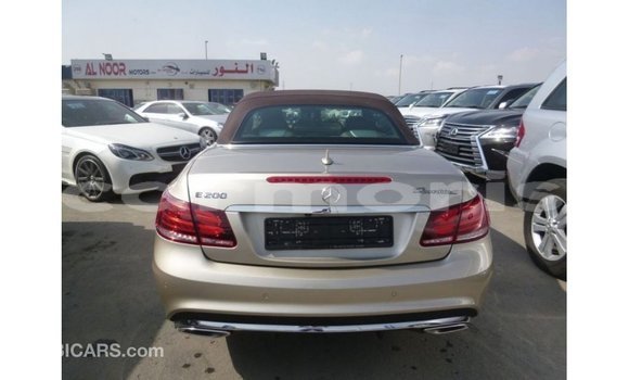 Buy Import Mercedes-Benz 200 Other Car in Import - Dubai in Agalega Islands Buy Import Mercedes-Benz 200 Other Car in Import - Dubai in Agalega Islands