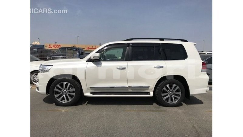Big with watermark toyota land cruiser agalega islands import dubai 3699