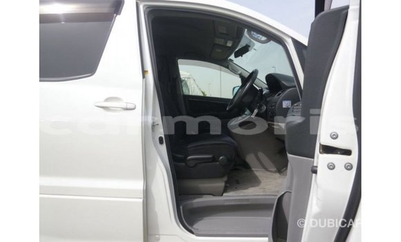 Acheter Import Voiture Toyota Alphard Blanc à Import - Dubai, Îles Agalega Acheter Import Voiture Toyota Alphard Blanc à Import - Dubai, Îles Agalega