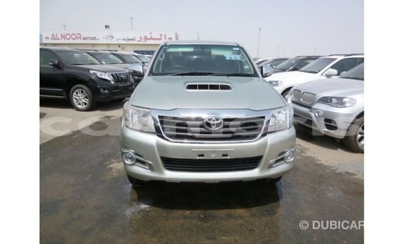 Acheter Import Voiture Toyota Hilux Autre à Import - Dubai, Îles Agalega Acheter Import Voiture Toyota Hilux Autre à Import - Dubai, Îles Agalega