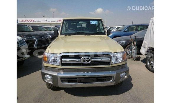Buy Import Toyota Land Cruiser Beige Car in Import - Dubai in Agalega Islands Buy Import Toyota Land Cruiser Beige Car in Import - Dubai in Agalega Islands