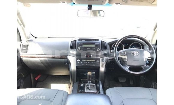 Buy Import Toyota Land Cruiser Other Car in Import - Dubai in Agalega Islands Buy Import Toyota Land Cruiser Other Car in Import - Dubai in Agalega Islands