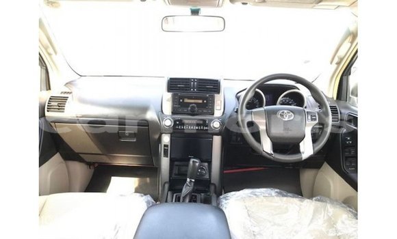 Buy Import Toyota Prado White Car in Import - Dubai in Agalega Islands Buy Import Toyota Prado White Car in Import - Dubai in Agalega Islands