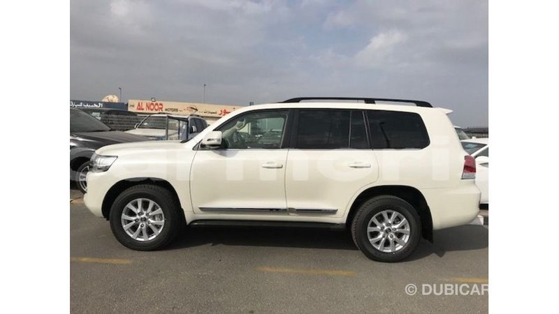 Big with watermark toyota land cruiser agalega islands import dubai 3737