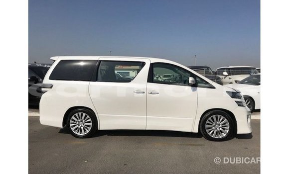Acheter Import Voiture Toyota Vellfire Blanc à Import - Dubai, Îles Agalega Acheter Import Voiture Toyota Vellfire Blanc à Import - Dubai, Îles Agalega