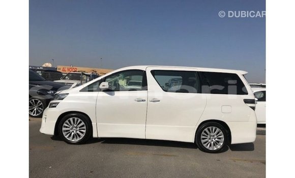Acheter Import Voiture Toyota Vellfire Blanc à Import - Dubai, Îles Agalega Acheter Import Voiture Toyota Vellfire Blanc à Import - Dubai, Îles Agalega