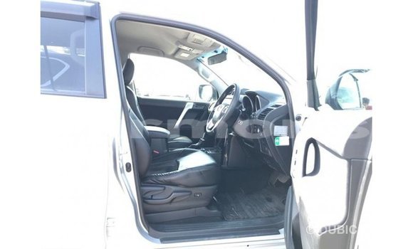 Acheter Import Voiture Toyota Prado Autre à Import - Dubai, Îles Agalega Acheter Import Voiture Toyota Prado Autre à Import - Dubai, Îles Agalega