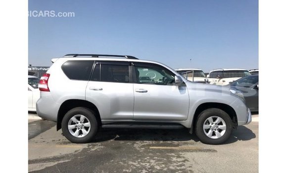 Acheter Import Voiture Toyota Prado Autre à Import - Dubai, Îles Agalega Acheter Import Voiture Toyota Prado Autre à Import - Dubai, Îles Agalega