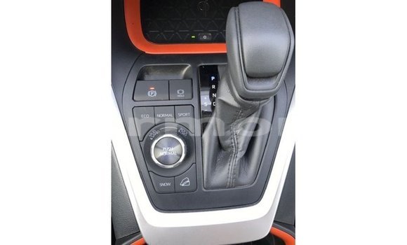 Buy Import Toyota HiAce Black Truck in Import - Dubai in Agalega Islands Buy Import Toyota HiAce Black Truck in Import - Dubai in Agalega Islands