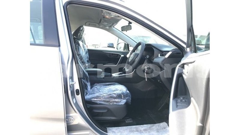 Big with watermark toyota hiace agalega islands import dubai 3743