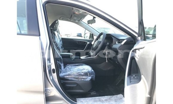 Buy Import Toyota HiAce Other Truck in Import - Dubai in Agalega Islands Buy Import Toyota HiAce Other Truck in Import - Dubai in Agalega Islands