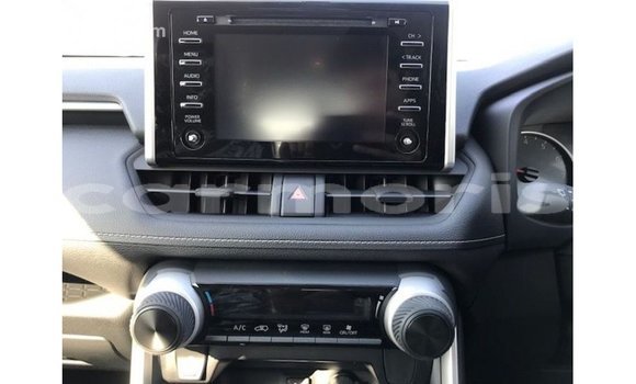 Buy Import Toyota HiAce Other Truck in Import - Dubai in Agalega Islands Buy Import Toyota HiAce Other Truck in Import - Dubai in Agalega Islands