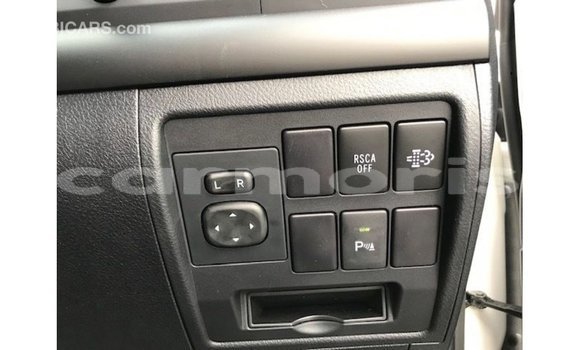 Acheter Import Voiture Toyota Land Cruiser Blanc à Import - Dubai, Îles Agalega Acheter Import Voiture Toyota Land Cruiser Blanc à Import - Dubai, Îles Agalega