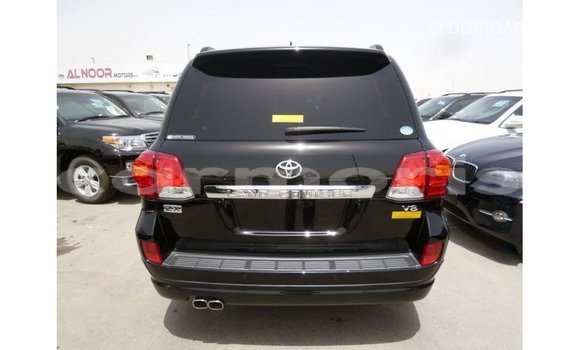 Acheter Import Voiture Toyota Land Cruiser Noir à Import - Dubai, Îles Agalega Acheter Import Voiture Toyota Land Cruiser Noir à Import - Dubai, Îles Agalega
