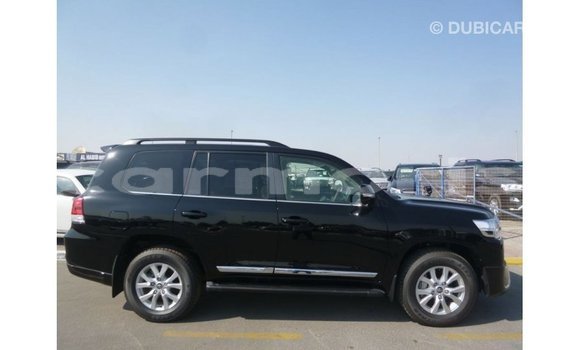 Acheter Import Voiture Toyota Land Cruiser Noir à Import - Dubai, Îles Agalega Acheter Import Voiture Toyota Land Cruiser Noir à Import - Dubai, Îles Agalega