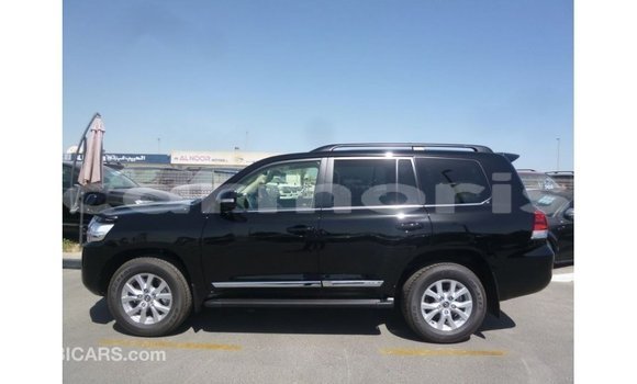 Acheter Import Voiture Toyota Land Cruiser Noir à Import - Dubai, Îles Agalega Acheter Import Voiture Toyota Land Cruiser Noir à Import - Dubai, Îles Agalega