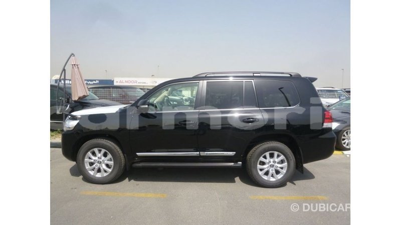 Big with watermark toyota land cruiser agalega islands import dubai 3754