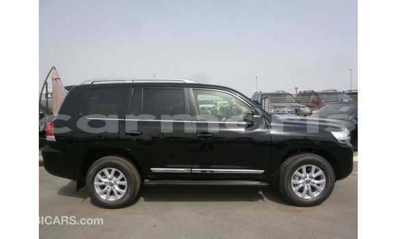 Acheter Import Voiture Toyota Land Cruiser Noir à Import - Dubai, Îles Agalega Acheter Import Voiture Toyota Land Cruiser Noir à Import - Dubai, Îles Agalega