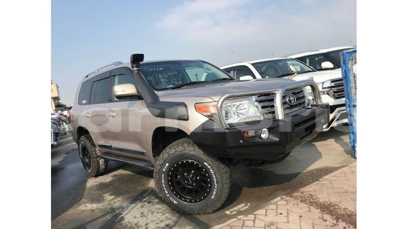 Big with watermark toyota land cruiser agalega islands import dubai 3760