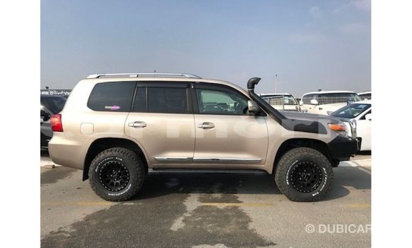 Buy Import Toyota Land Cruiser Other Car in Import - Dubai in Agalega Islands Buy Import Toyota Land Cruiser Other Car in Import - Dubai in Agalega Islands