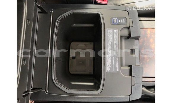 Buy Import Toyota Land Cruiser White Car in Import - Dubai in Agalega Islands Buy Import Toyota Land Cruiser White Car in Import - Dubai in Agalega Islands