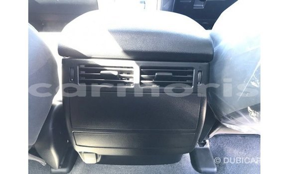 Acheter Import Voiture Toyota Land Cruiser Blanc à Import - Dubai, Îles Agalega Acheter Import Voiture Toyota Land Cruiser Blanc à Import - Dubai, Îles Agalega